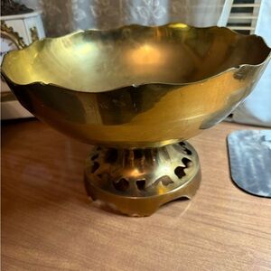 Vintage Heavy, Solid Brass 13"Wide Pedestal Planter Pot/Decorative Bowl ~ Brass